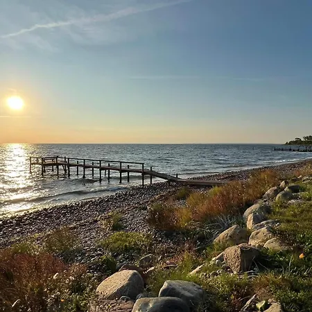 Beachside Gem For 6 - By Traum Casa vacanze